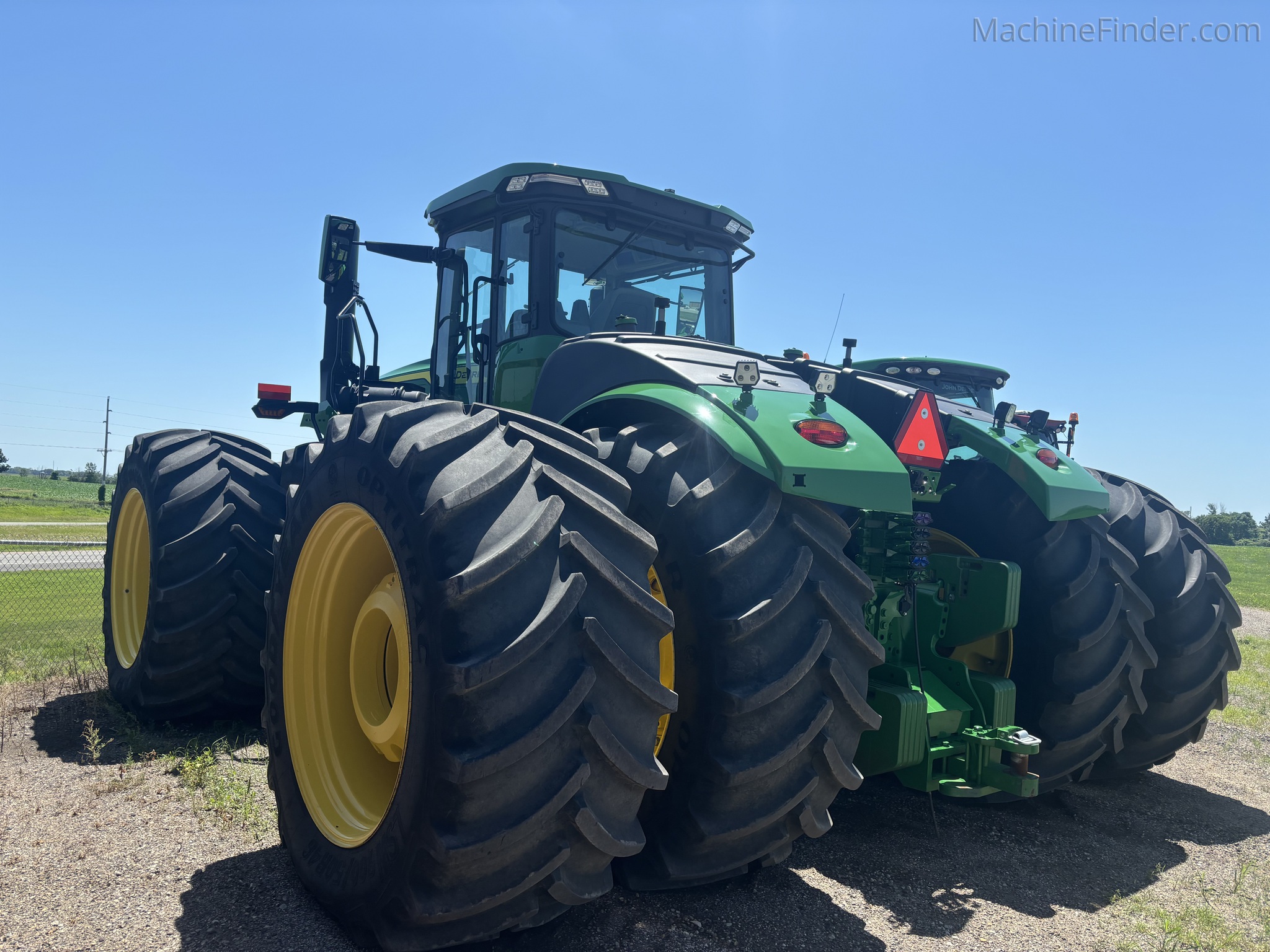 9R 640 SPECIFICATIONS & DETAILS
